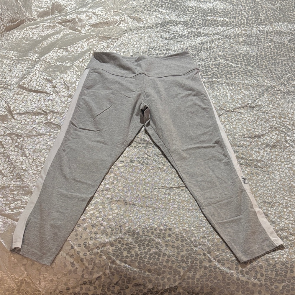 Gray PINK leggings